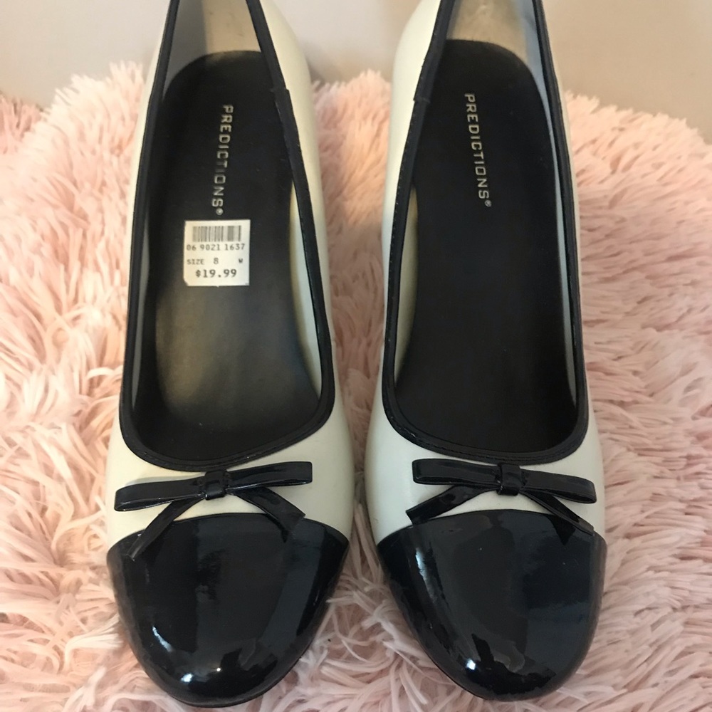 Predictions 2 inch heels.  Size 8w